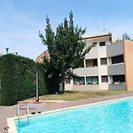 Appartement Chic Et Calme Piscine Netflix Parking Privee Canal Canal Sat *